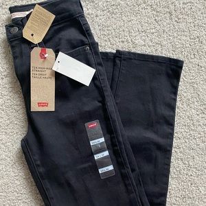 Levi’s 724 High Rise Straight Jeans